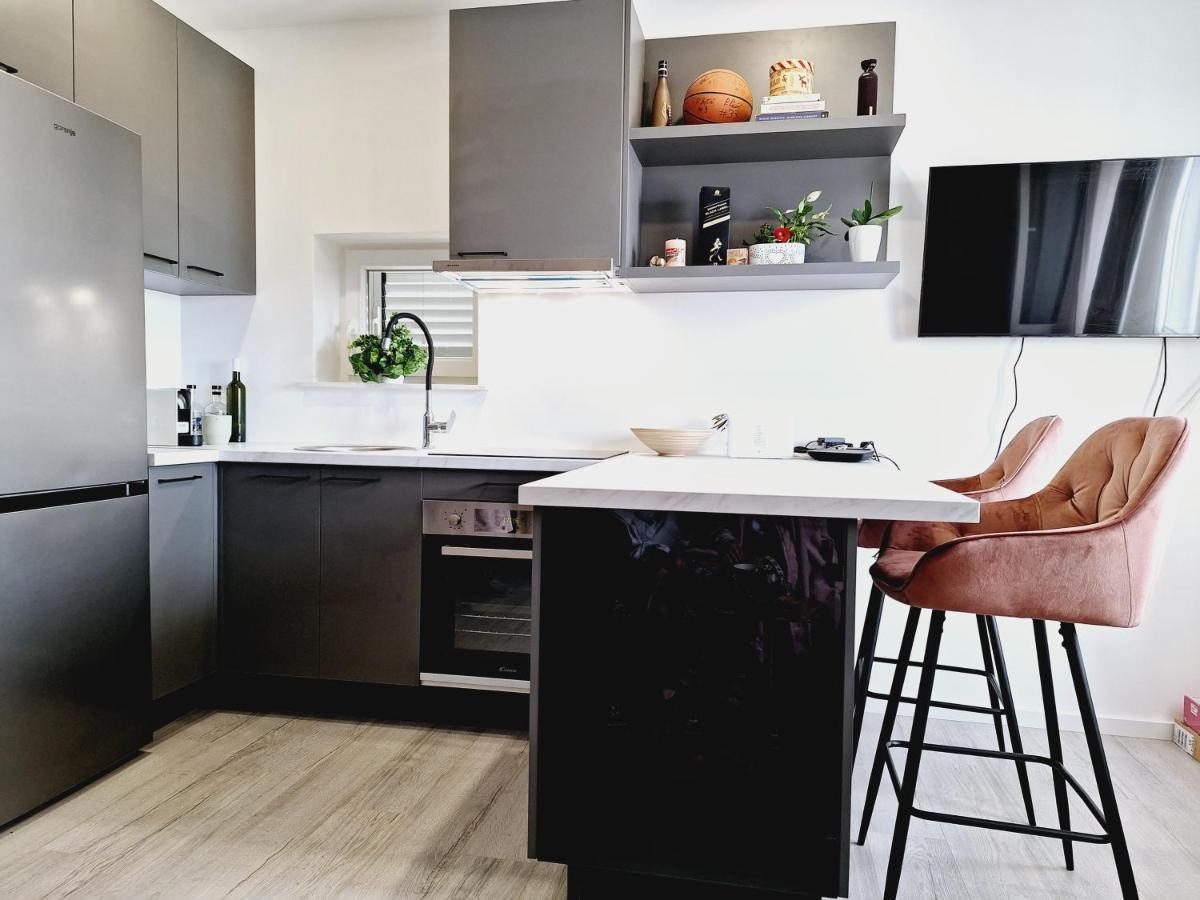 Apartman Maja **** Apartment Šibenik Екстериор снимка
