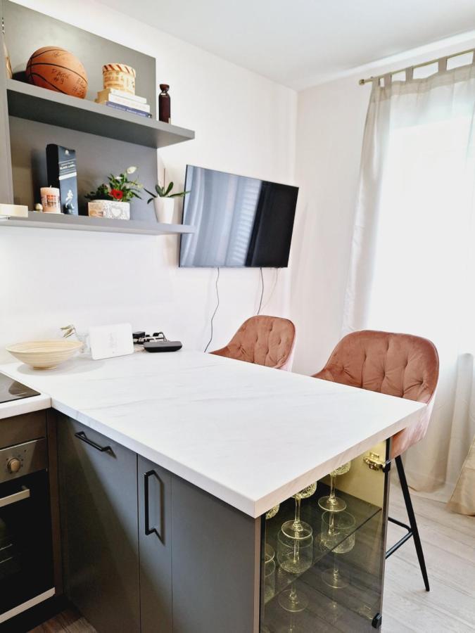 Apartman Maja **** Apartment Šibenik Екстериор снимка